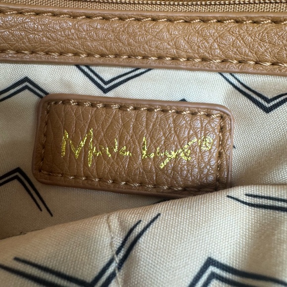 Elegant Tan Leather Backpack - Picture 3 of 6